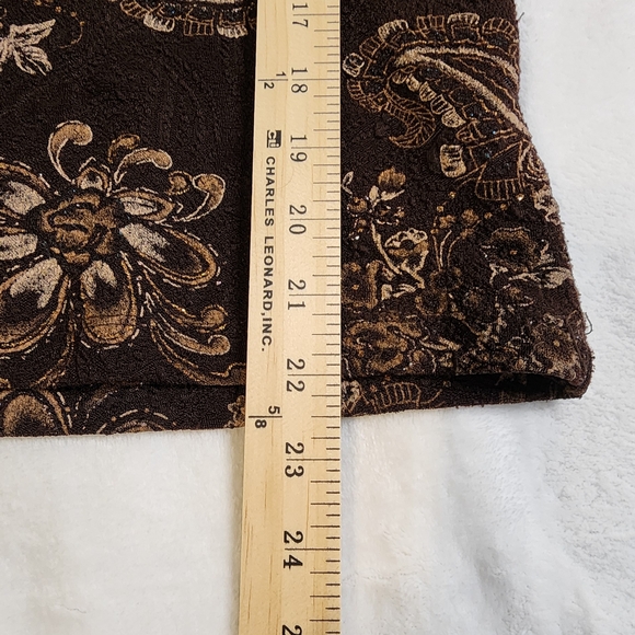 Paisley And Floral Embroidered 3/4 Sleeve Cross Bodice Top, Brown And Gold, MP - Picture 5 of 6